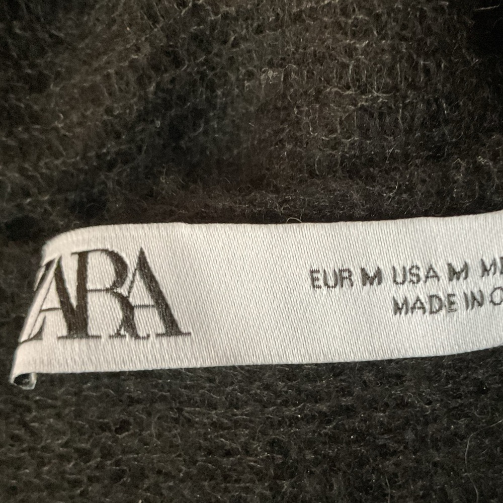 ZARA OPENWORK KNIT PONCHO BLACK - Picture 6 of 6